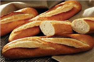 LR-BWB6521-Half-Baguette-50x150gm-Laurent-(VG)-(H)-(062253)